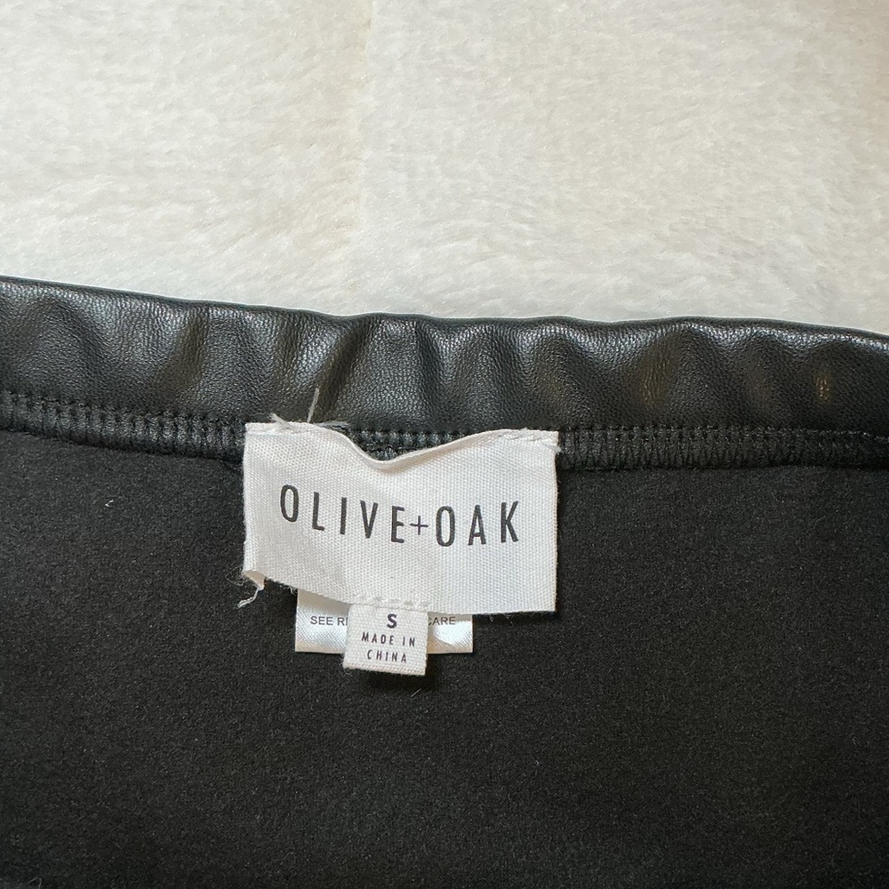 Black Faux Leather Crop Top and Skirt Set - Picture 4 of 9